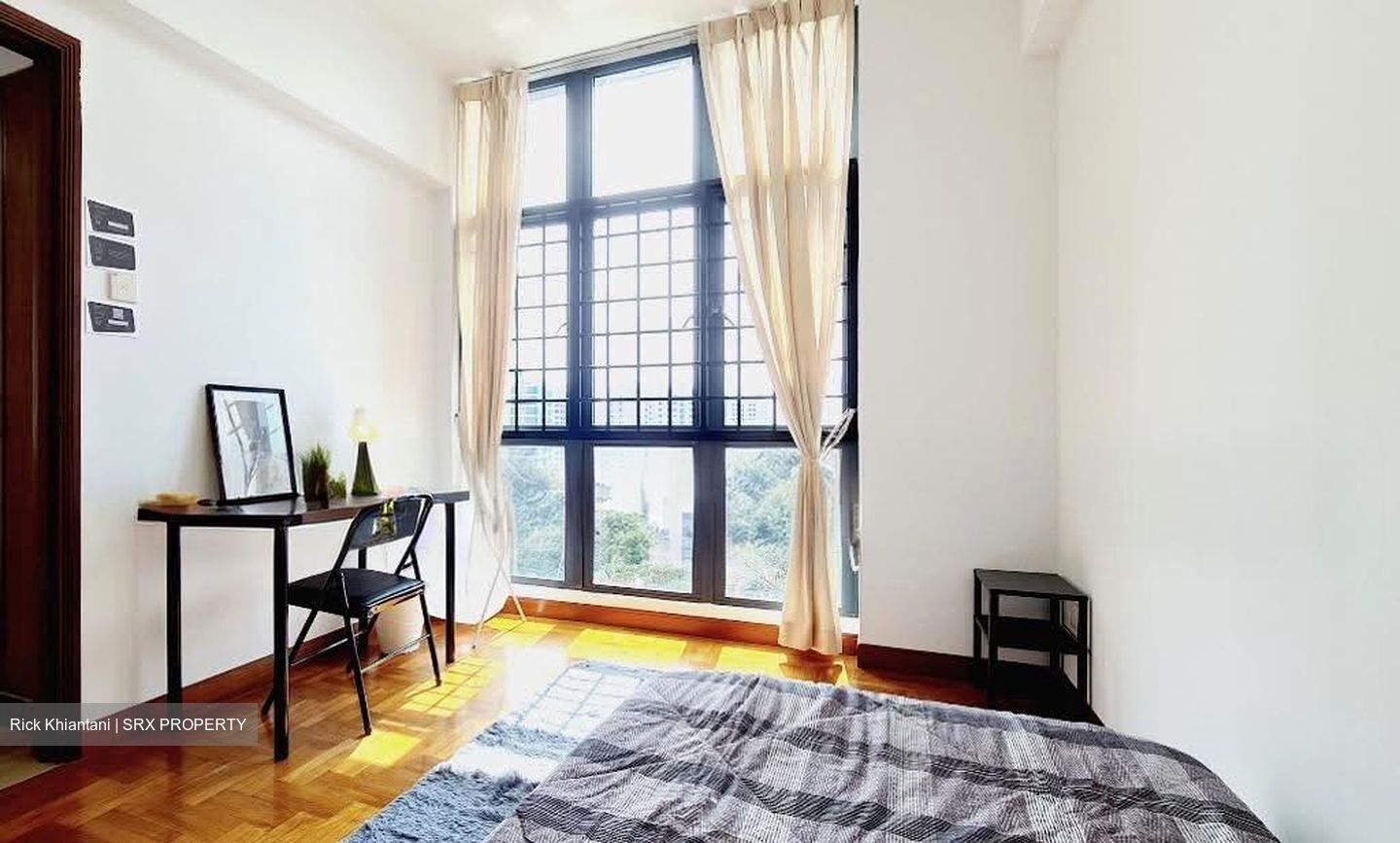 East Meadows (D16), Condominium #610415021